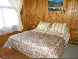 Spanisch course + accommodation in hostel king size beds
